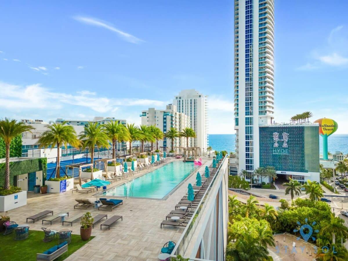 Wrap Around Balcony - Insane Views - Amazing Pools Apartment Hollywood Luaran gambar